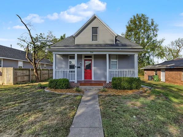 714 N 3rd St, Rogers, AR 72756