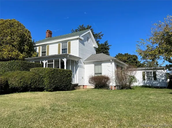 61 Watling St, Urbanna, VA 23175