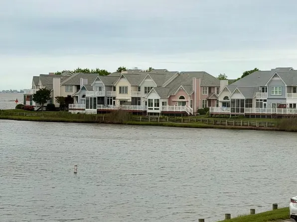 7411 Yacht Club Dr #12402, Berlin, MD 21811