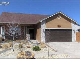 6676 Snowy Range Dr, Colorado Springs, CO 80923