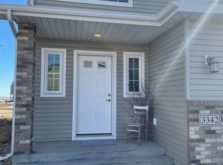 Beautiful Twin Homes Available Now!, Minot, ND 58703