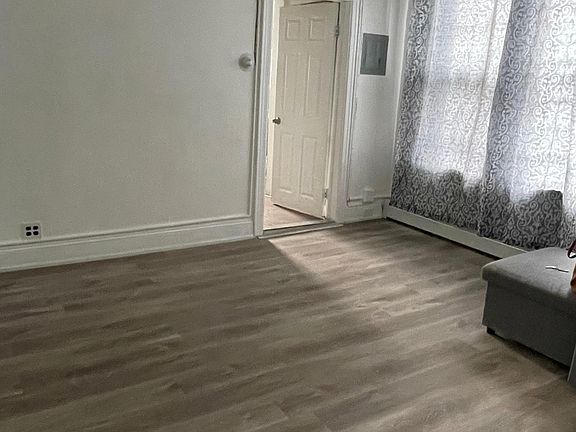 4th image of 769 Edison Ave Floor 1