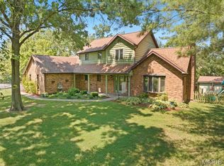 27 Talon Dr, Millstadt, IL 62260