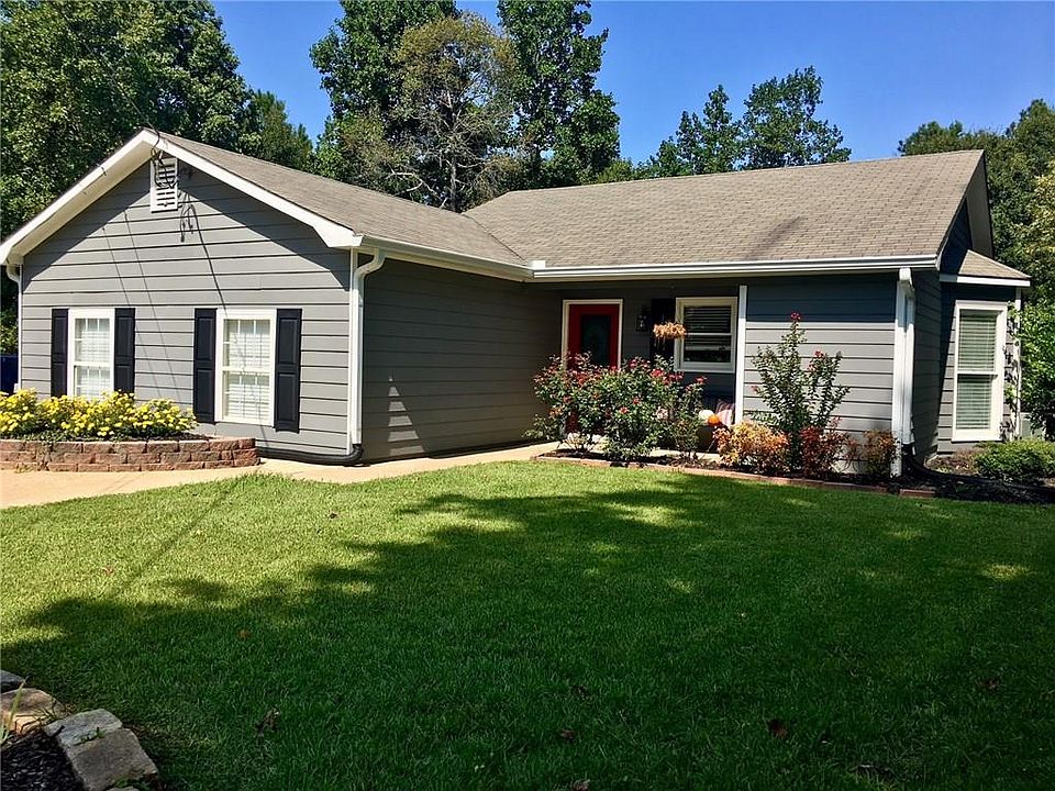 1st image of 1628 Saddlecreek Ct