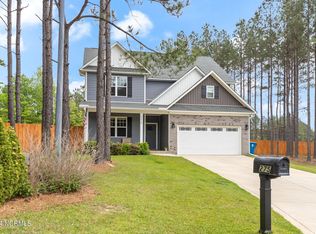 275 Magnolia Hill Dr, Carthage, NC 28327