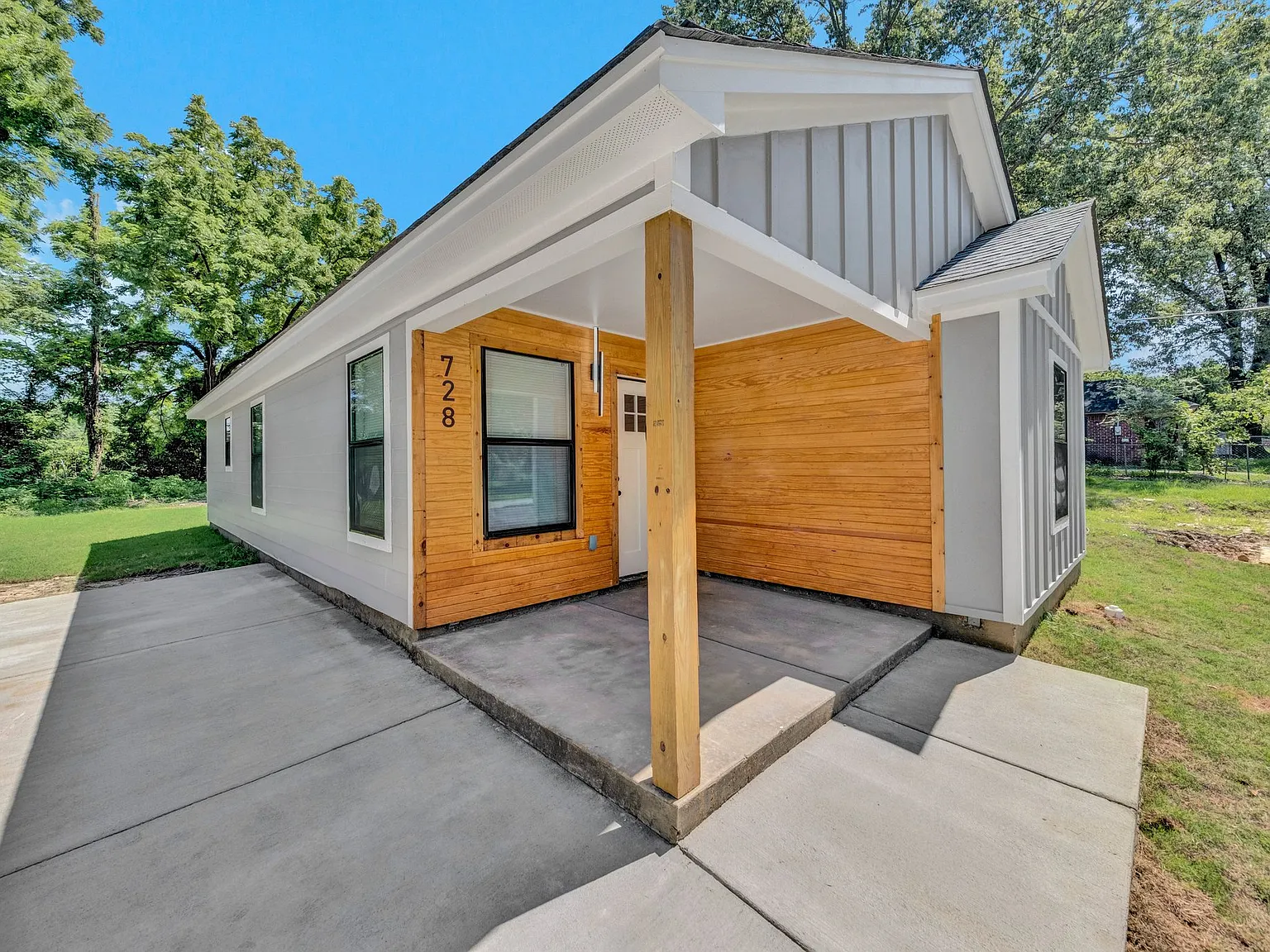 728 KING RD — Photo 3