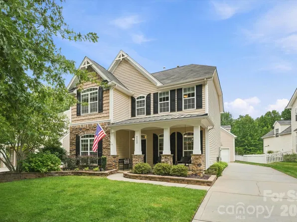 9809 Penn Station St, Cornelius, NC 28031