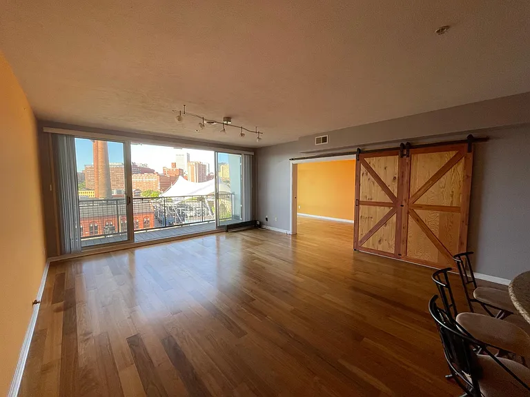 1237 Washington Ave #906 — Photo 4