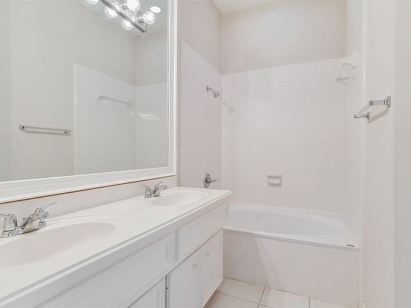 Master bath with jetted tub