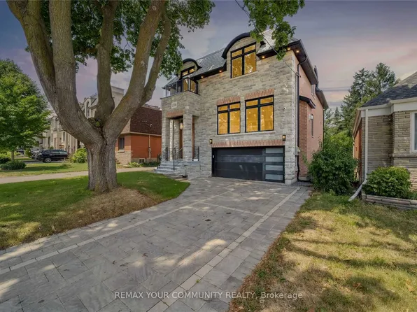 116 Park Home Ave, Toronto, ON M2N 1W8