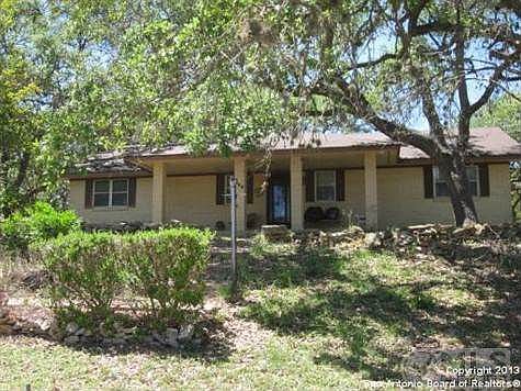 2nd image of 925 Canyon Springs Dr