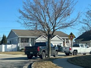 1246 Lombardi Way, Waukesha, WI