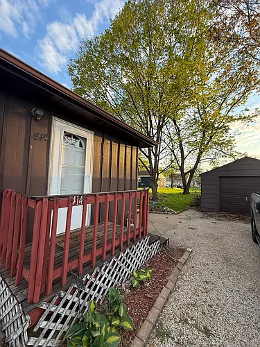 414 53rd St Photo 1
