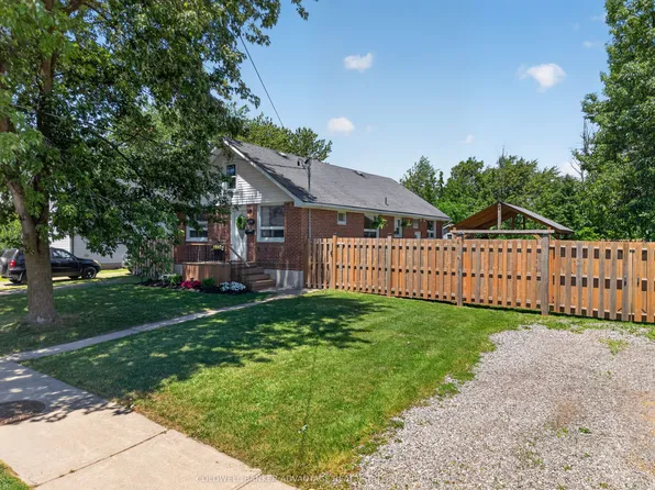 286 Gilmore Rd E, Fort Erie, ON L2A 2M8