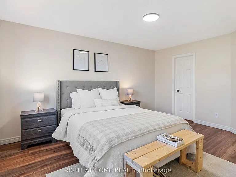 754 Hedgerow Pl — Photo 27