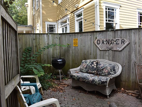 3rd image of 28 College Ave