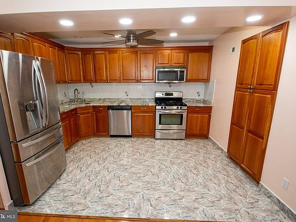 4th image of 12021 Bustleton Ave #102