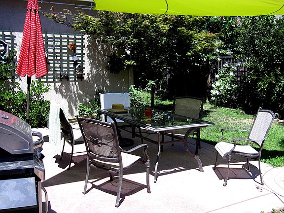 4th image of 1725 Tanager Way