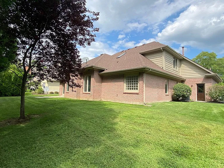 5665 Stone Lake Dr — Photo 28