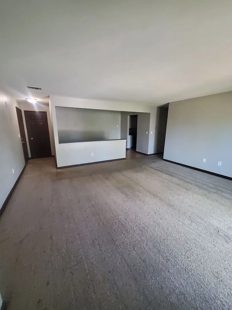 7601-7603 W Donna Ct — Photo 3