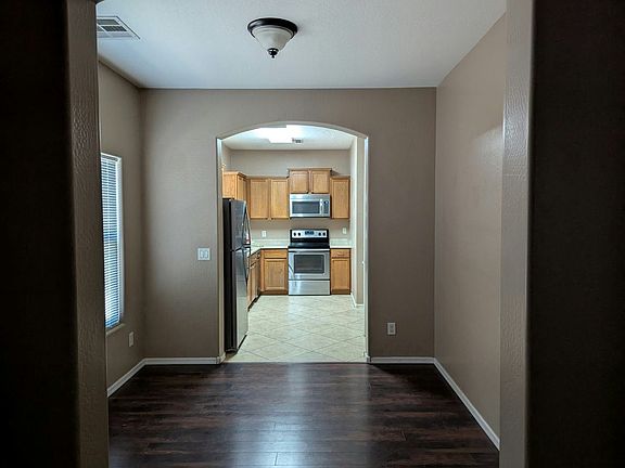 4th image of 17692 W Langer Ln