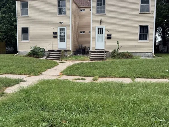 733 N Bellevue Ave #2, Hastings, NE 68901