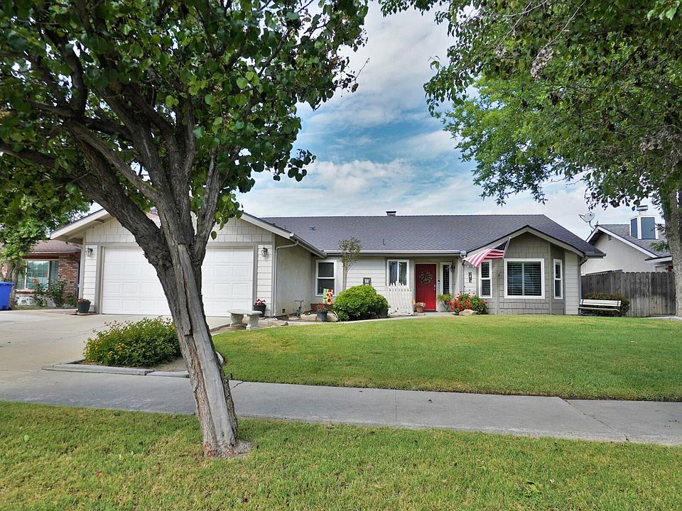 1st image of 335 Kenwood Drive