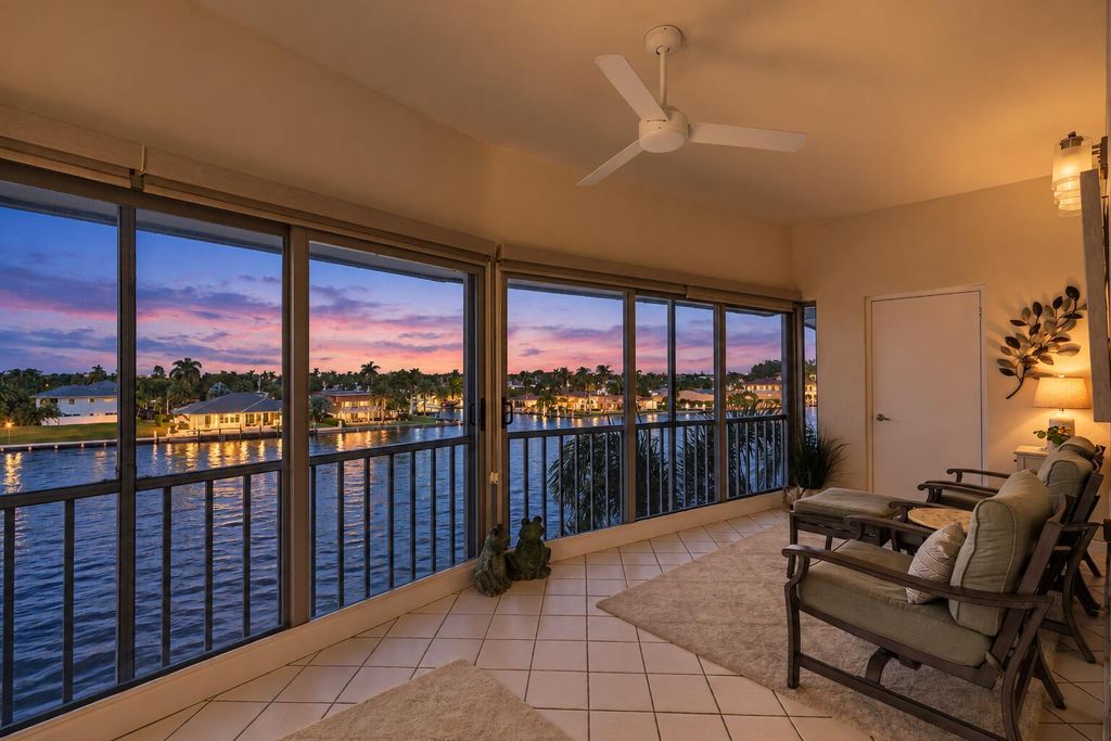 711 N RIVERSIDE Drive #401, photo 2
