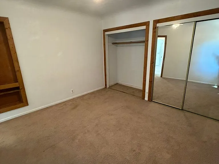 330 E Grant St — Photo 28