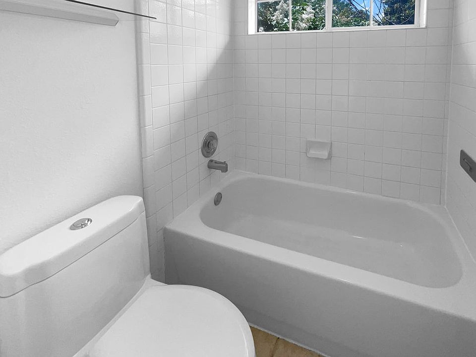 1st image of 1609 Cattail Creek Dr