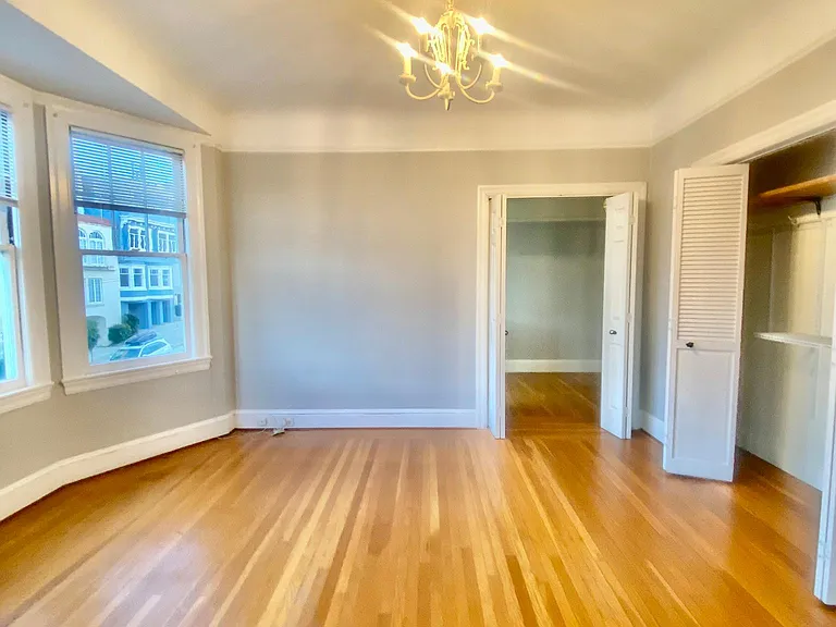 2815 Filbert St #204 — Photo 4