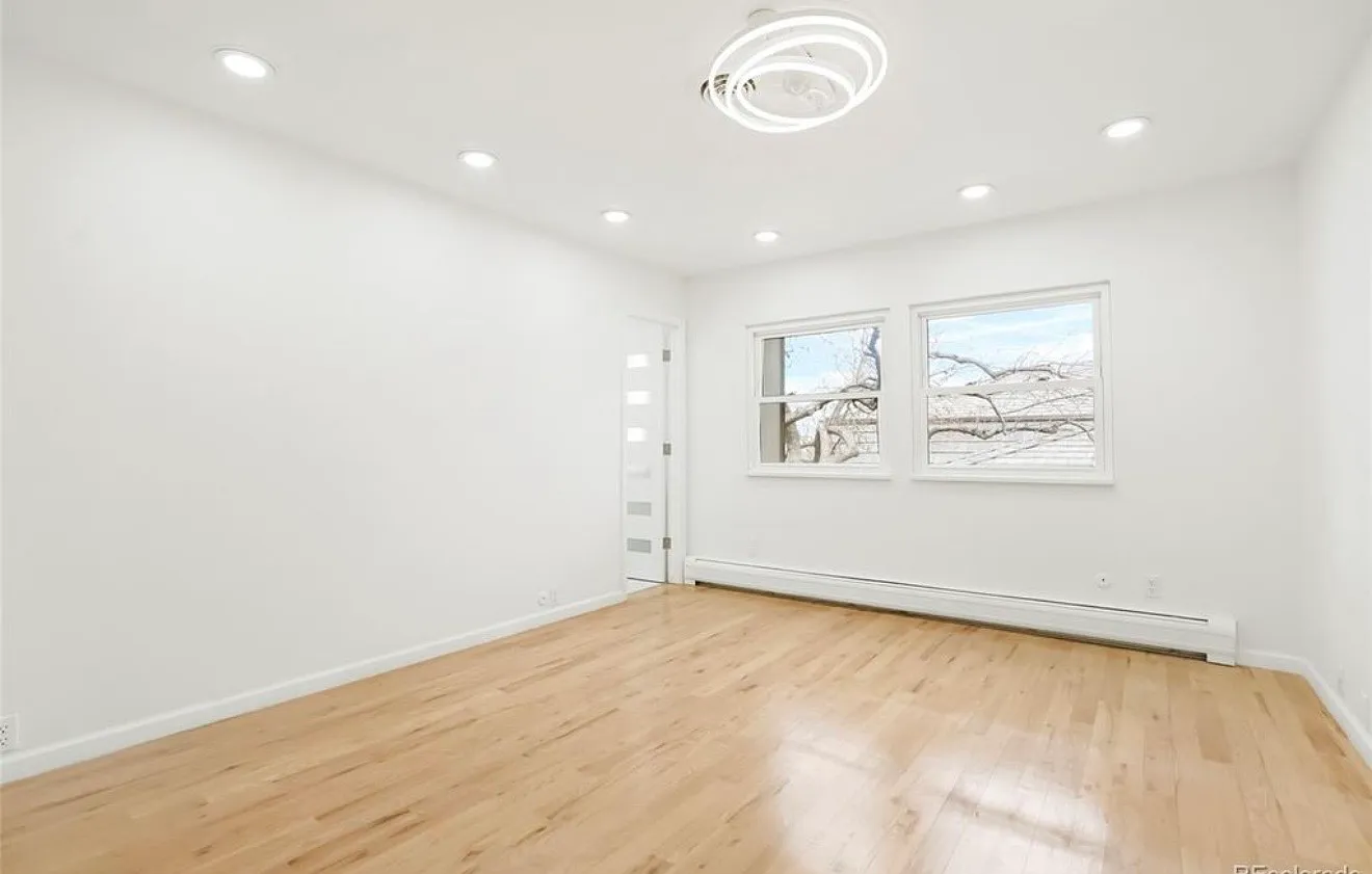 4 bed, 4051 sqft, $1,400 — Photo 1