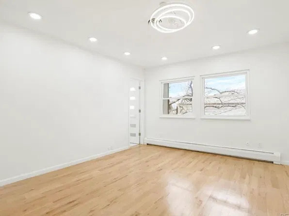 3940 S Monaco Street Pkwy, Denver, CO 80237