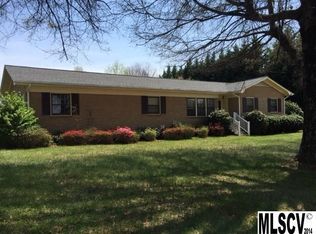 1519 6th St SE, Hickory, NC 28602