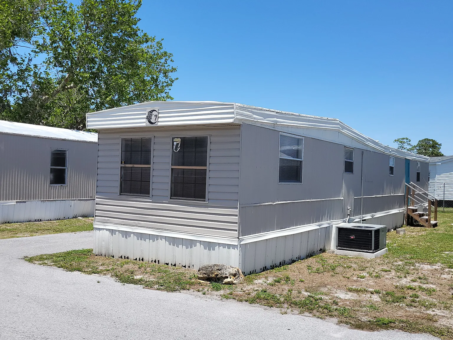 16203 US Highway 19 — Photo 1