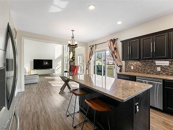 2nd image of 524 Berklee Dr