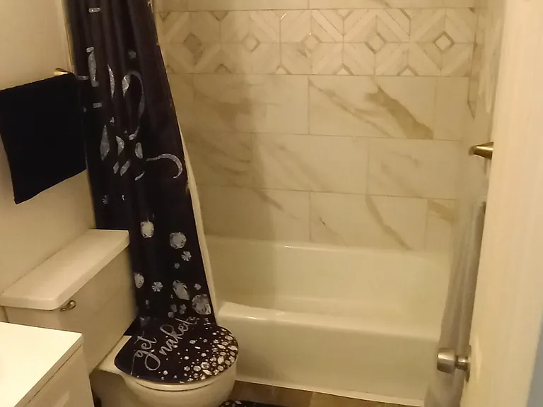 4228 Huntington Ave #3 — Photo 5