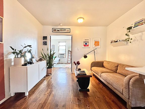 4th image of 169 Park Ave #4