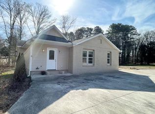 311 E Field Rd, Dalton, GA 30721