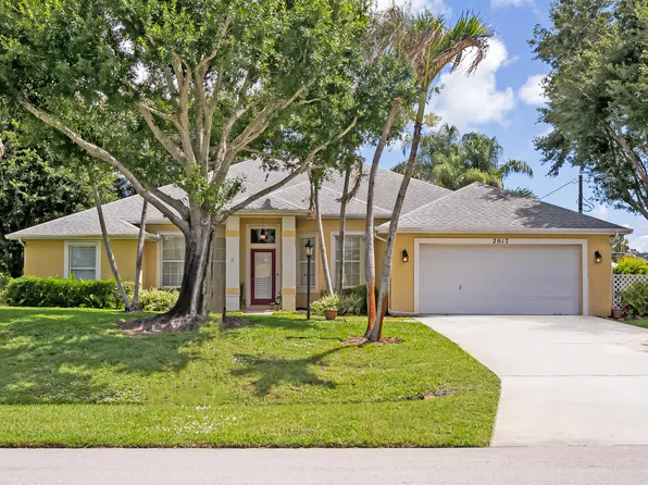 2017 SE Allamanda Drive, Port St Lucie, FL 34952