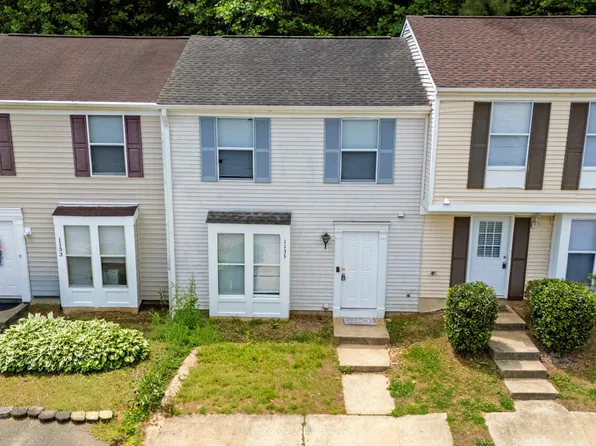 1135 Villa Green Ct, Raleigh, NC 27612