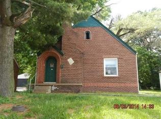 1805 S New Florissant Rd, Florissant, MO 63031