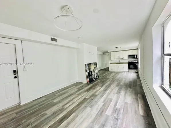 524 NW 35th St APT 1, Miami, FL 33127