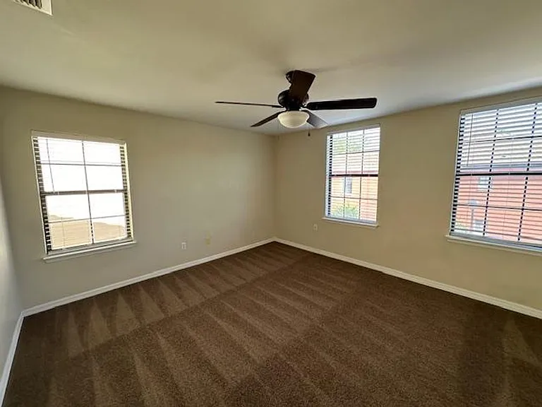 727 Siena Palm Dr — Photo 10