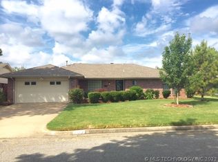 2512 S 91st East Pl, Tulsa, OK 74129