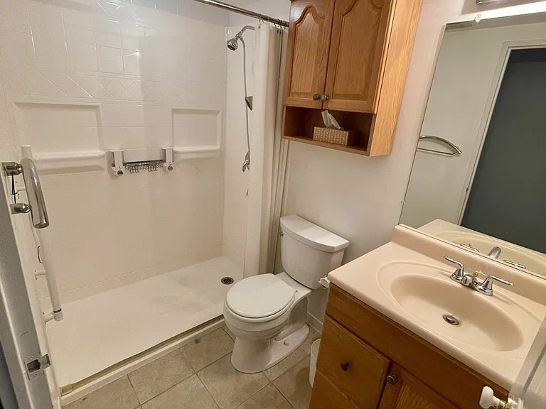 45 Holland Ave #315 — Photo 10