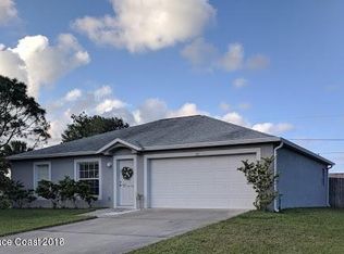 787 Yukon St NE, Palm Bay, FL 32907