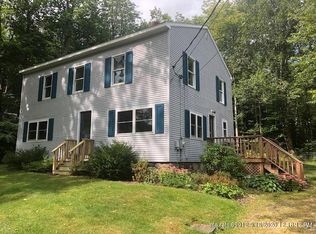 17 Thomas St, Camden, ME 04843