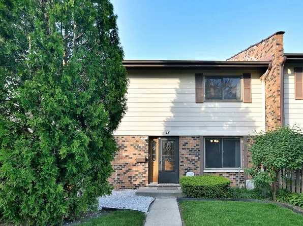 18 Winthrop Ct, Downers Grove, IL 60516