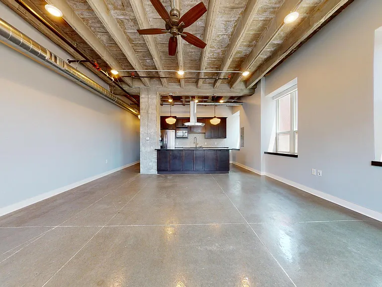 217 N Locust St #2-S — Photo 3